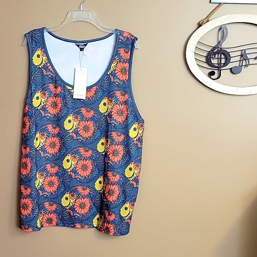 3/$20 - Ladies NWT Tank top XL